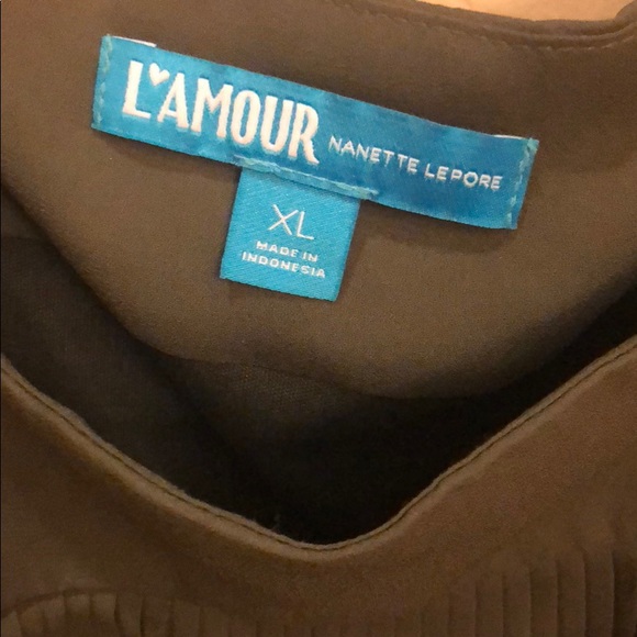 Dress - Picture 4 of 8